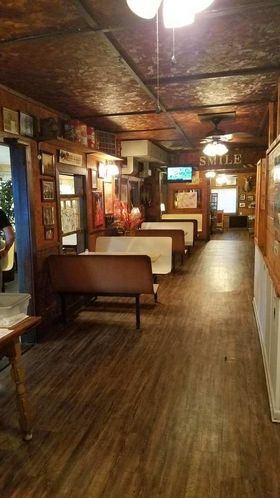 Hickory Chip Restaurant: 4966 AL Highway 145, Clanton, AL 35046